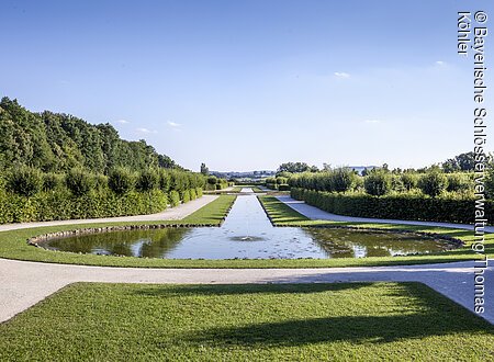 Bayreuth, Eremitage, Hofgarten, Kanalgarten mit Blick auf die südlich gelegene Hügellandschaft (AF 26)