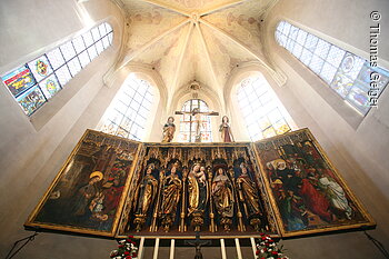 Stadtkirche (Hersbruck, Nürnberger Land) TDG - Palmesel und Kirchenvaeteraltar in der Stadtkirche, 20.07.2006, Hersbruck, © Thomas Geiger / TANDEM, P e g n i t z s t r. 30, D-91217 H e r s b r u c k , Tel.: +49-9151-824959 + +49-171-5149047 - V e r o e f f e n t li c h u n g n u r mi t H o n o r a r n a c h M F M , B e l e g u n d N a m e n s n e n n u n g ! C o p y r i g h t n u r f u e r J o u r n a l i s t i s c h e Z w e c k e, K e i n e P e r s o e n l i c h k e i t s r e c h t e v o r h a n d e n ! F r e i g a b e f u e r J o u r n a l i s t i s c h e V e r o e f f e n t l . e r t e i l t ! B a n k v e r b i n d u n g : P o s t b a n k M u e n c h e n - K o n t o 218530800 - BLZ 70010080